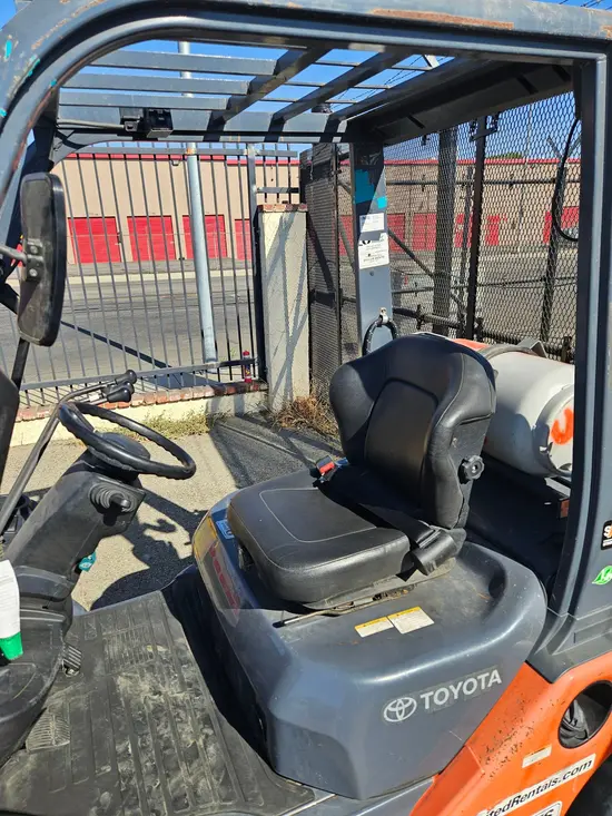 2019 Toyota 8FGU25 Warehouse Forklift