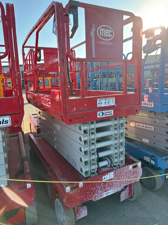 2017 MEC 4046SE Scissor Lift