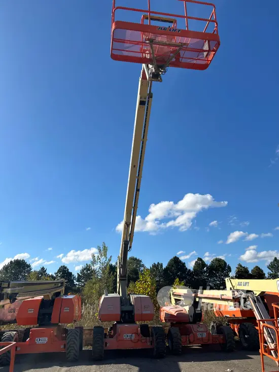 2018 JLG 860SJ Boom Lift