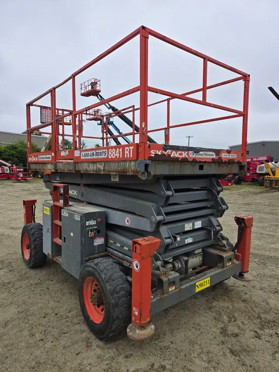 2015 Skyjack SJ8841RT Rough Terrain Scissor Lift