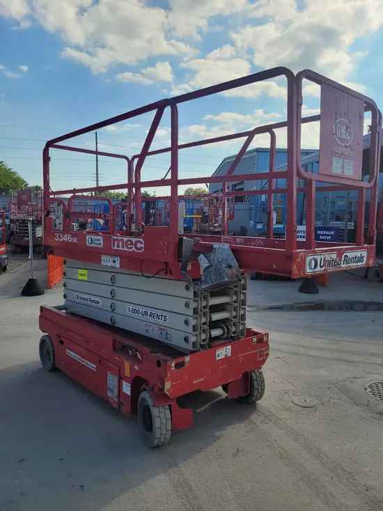 2017 MEC 3346SE Scissor Lift