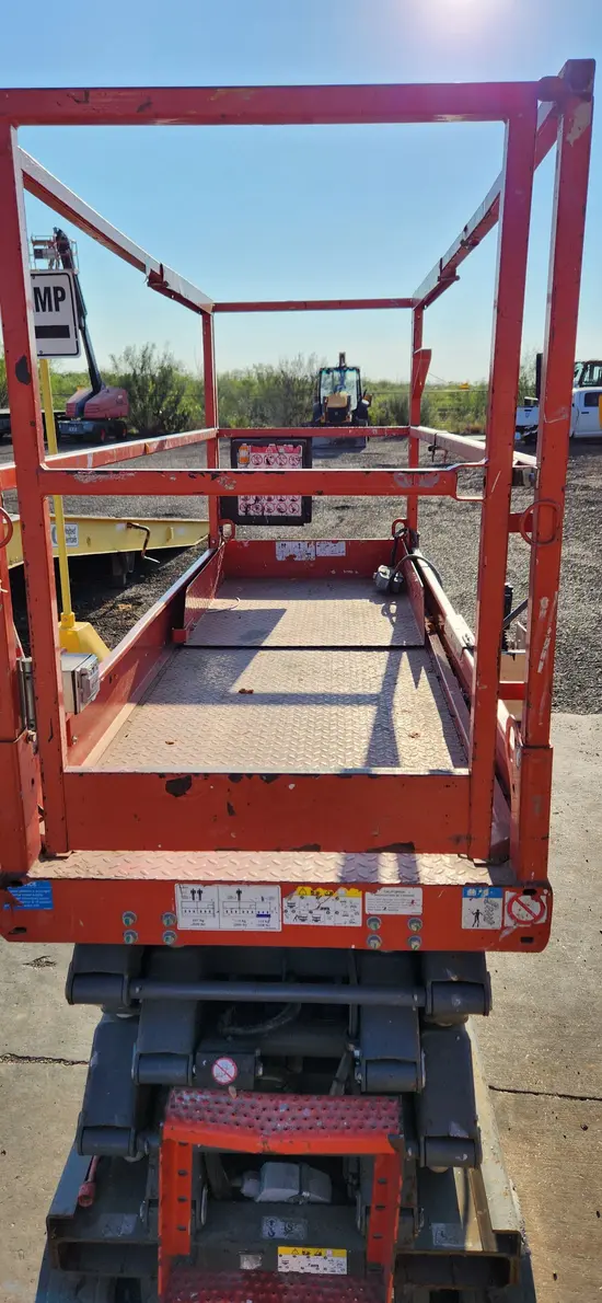 2018 Skyjack SJIII3226 Scissor Lift
