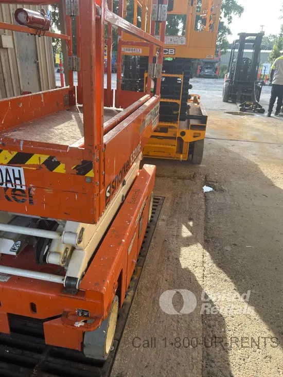 2021 Snorkel S3219E Scissor Lift