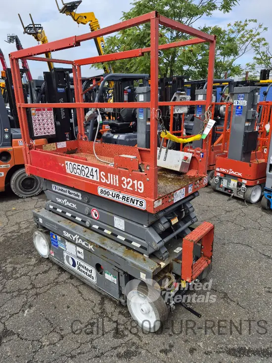 2017 Skyjack SJIII3219 Scissor Lift