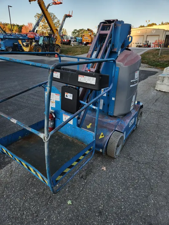 2018 Genie GR-26J Vertical Mast Boom Lift