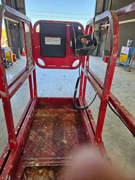 2018 MEC 1330SE Scissor Lift