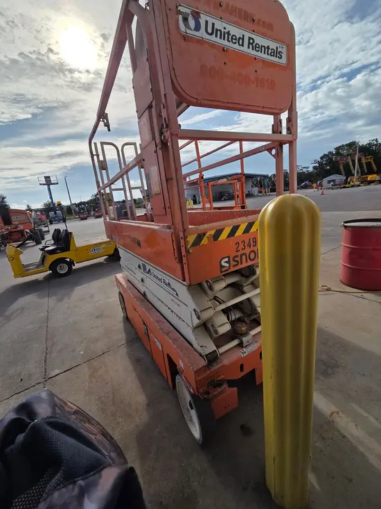 2019 Snorkel S3226E Scissor Lift