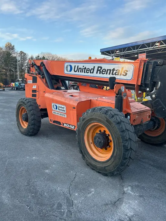 2017 SKYTRAK 8042 Forklift