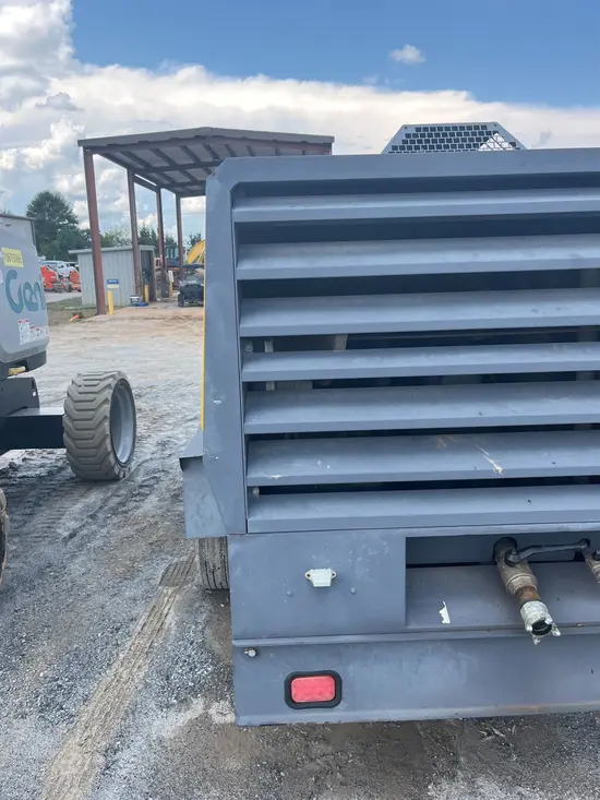 2019 Atlas Copco XAS900 JD8 T4F Air Compressor