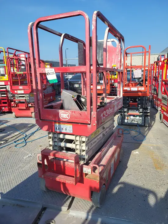 2019 MEC 1330SE Scissor Lift