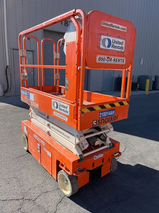 2018 Snorkel S3219E Scissor Lift