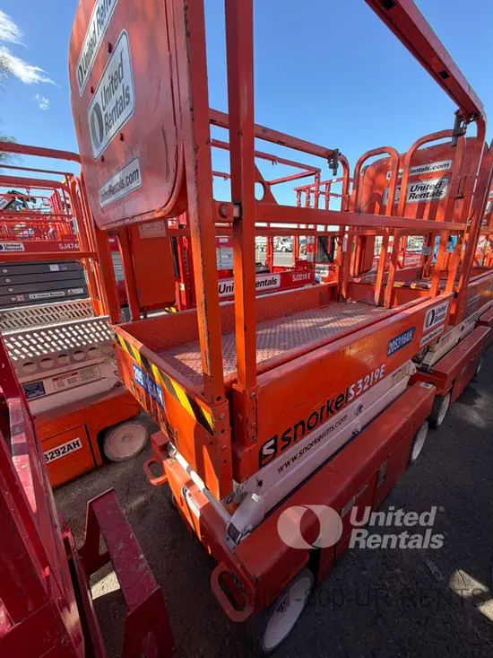 2018 Snorkel S3219E Scissor Lift