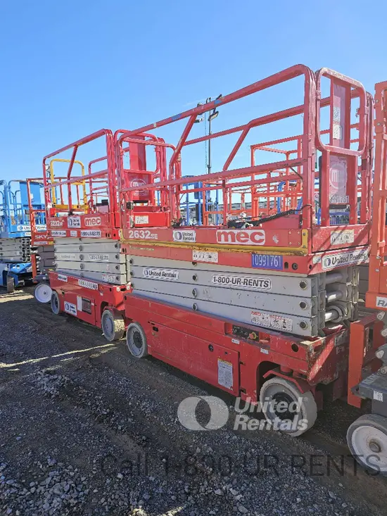 2019 MEC 2632SE Scissor Lift
