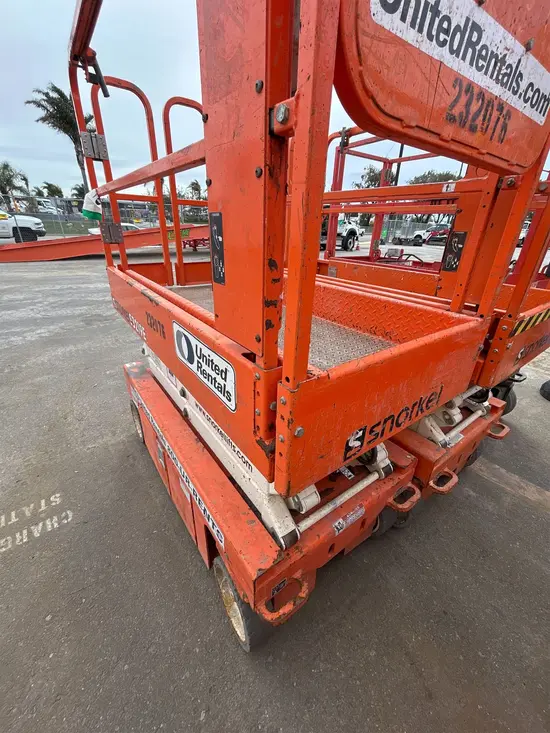 2019 Snorkel S3219E Scissor Lift