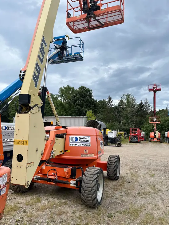 2017 JLG 600AJ Articulating Boom Lift