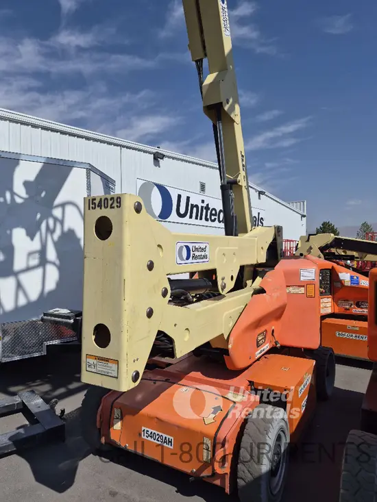 2015 JLG E400AJPN Articulating Boom Lift