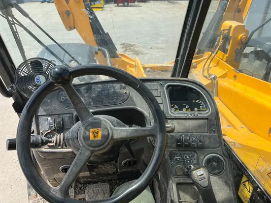 2019 JCB 512-56 Forklift