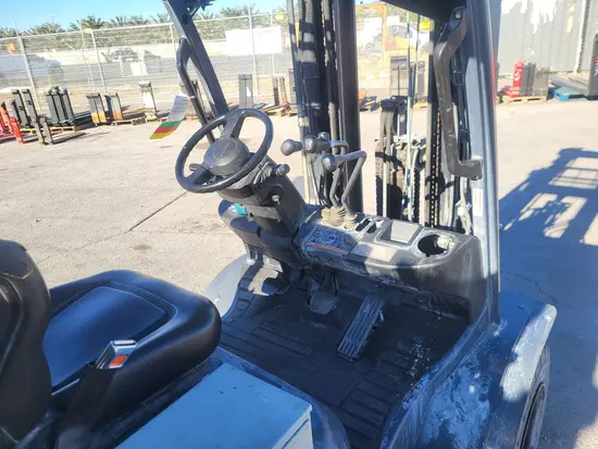 2019 Toyota 8FGU25 Warehouse Forklift