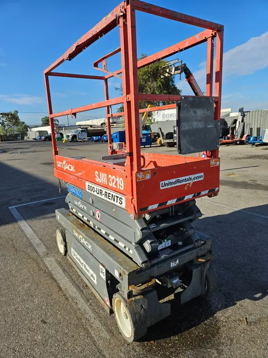 2018 Skyjack SJIII3219 Scissor Lift