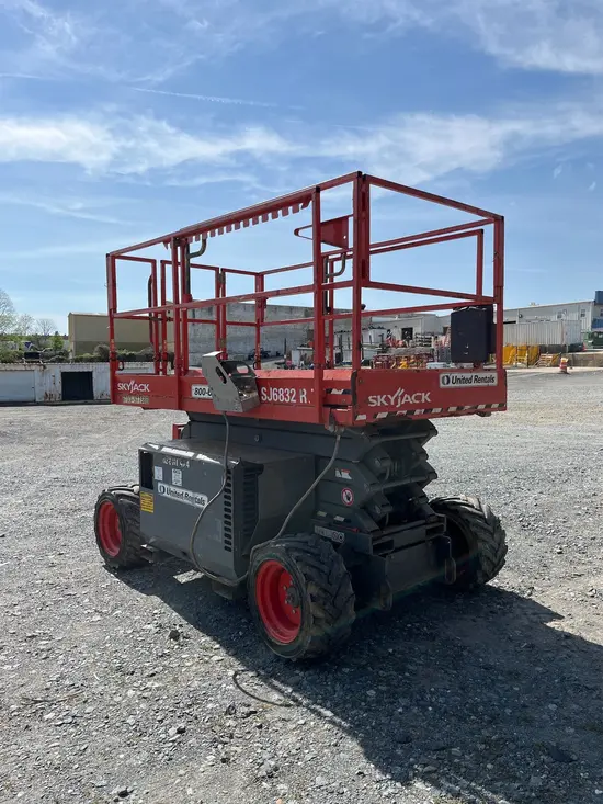 2017 Skyjack SJ6832RT Rough Terrain Scissor Lift