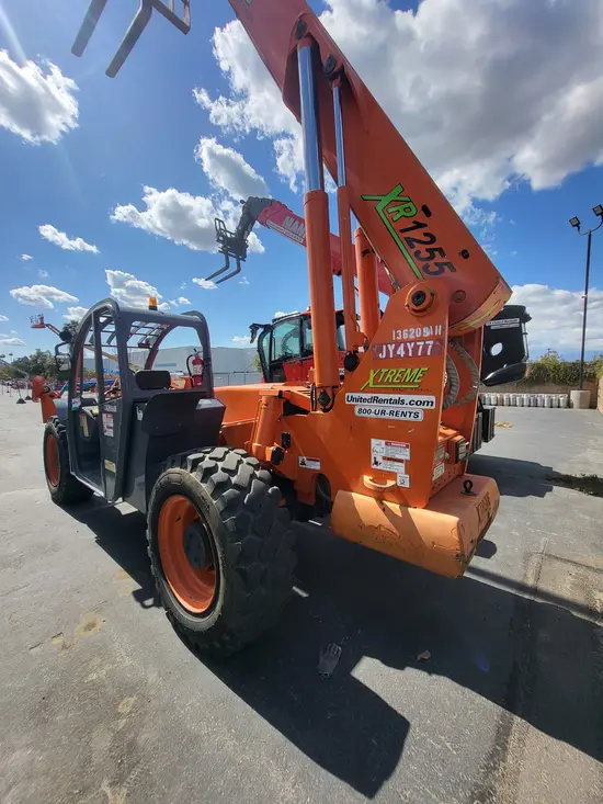2013 XTREME XR1255 Forklift