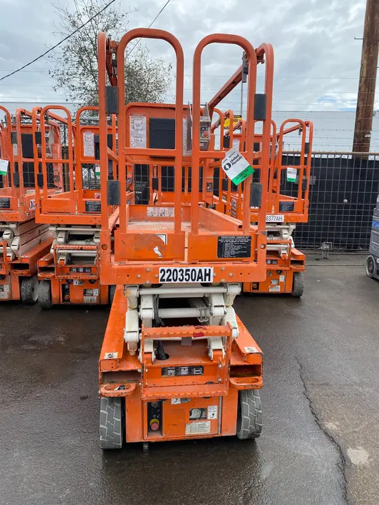 2018 Snorkel S3219E Scissor Lift