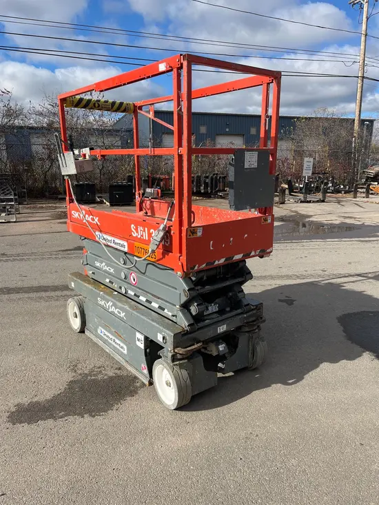 2018 Skyjack SJIII3219 Scissor Lift
