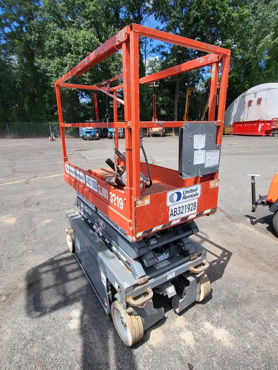 2017 Skyjack SJIII3219 Scissor Lift