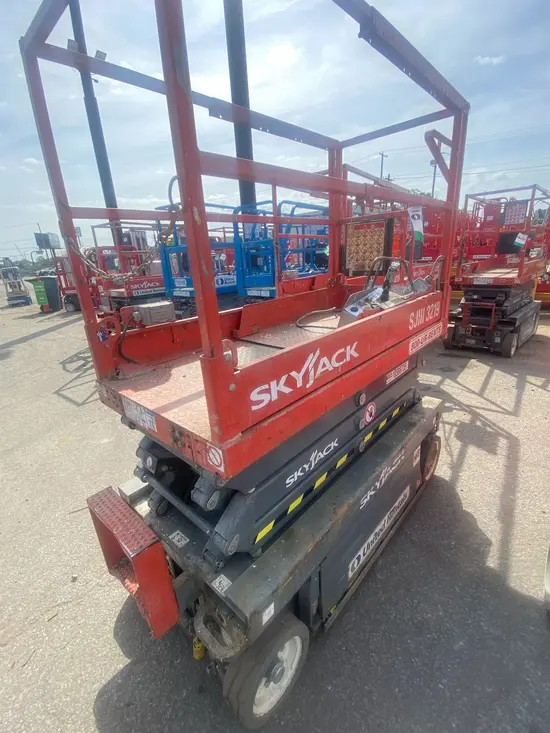 2017 Skyjack SJIII3219 Scissor Lift