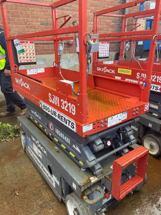 2017 Skyjack SJIII3219 Scissor Lift