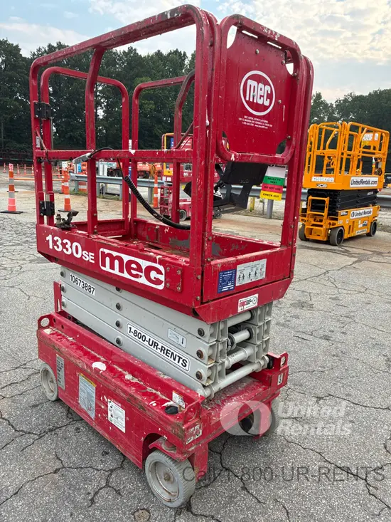 2017 MEC 1330SE Scissor Lift