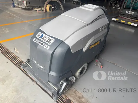2022 Clarke SC901 X32C Scrubber