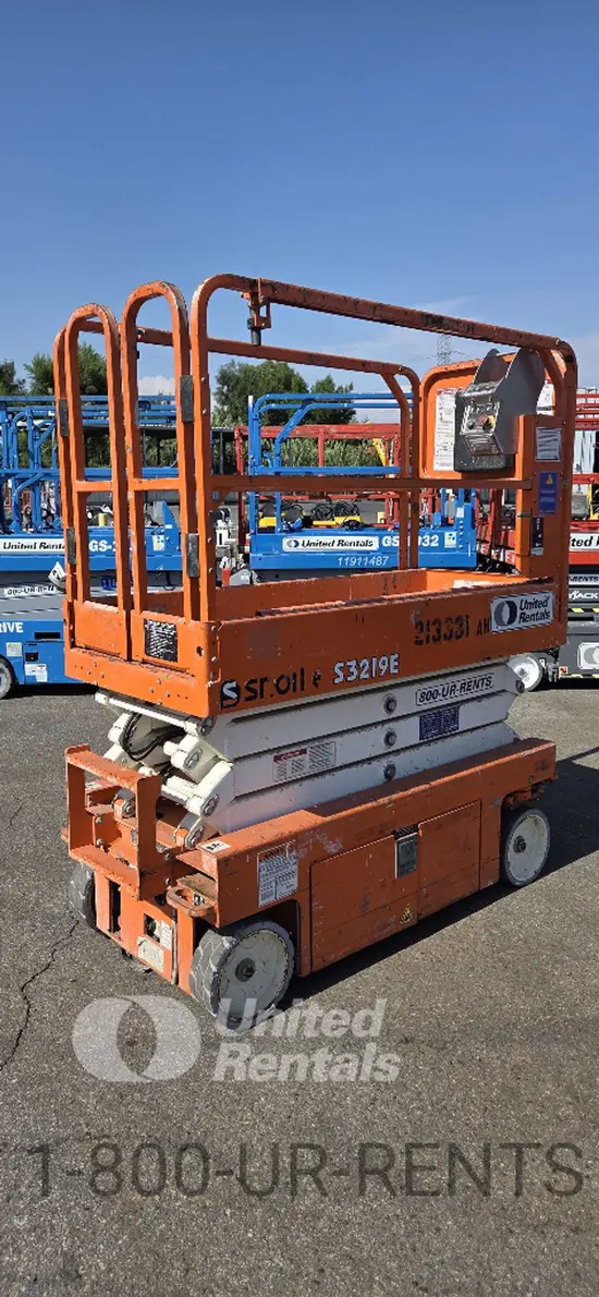 2018 Snorkel S3219E Scissor Lift