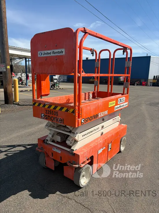 2019 Snorkel S3219E Scissor Lift