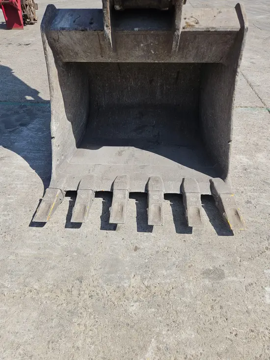 2018 TAG Manufacturing 60" 350 BKT Bucket Attachment