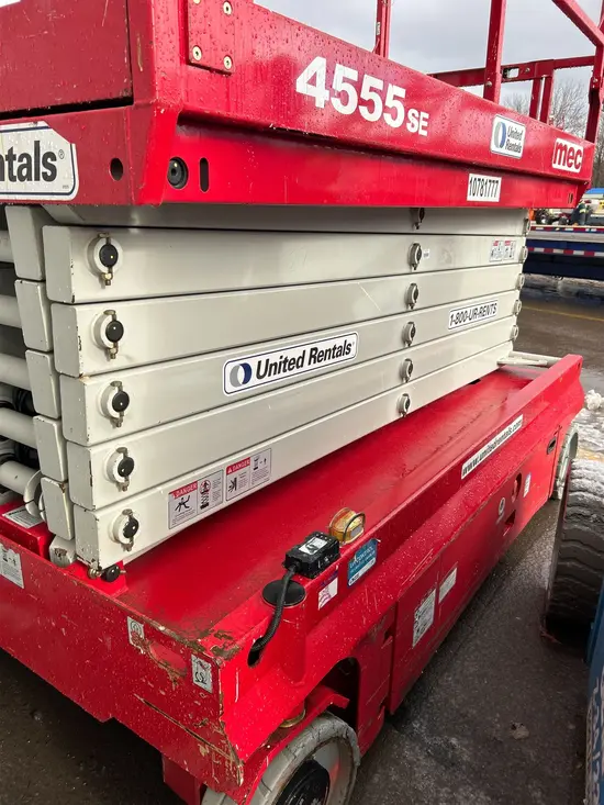 2018 MEC 4555SE Scissor Lift