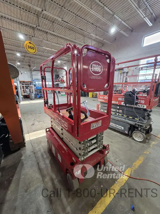 2017 MEC 1330SE Scissor Lift