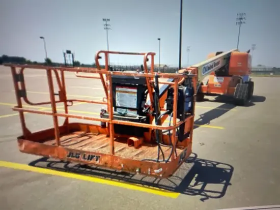 2018 JLG 660SJ Boom Lift