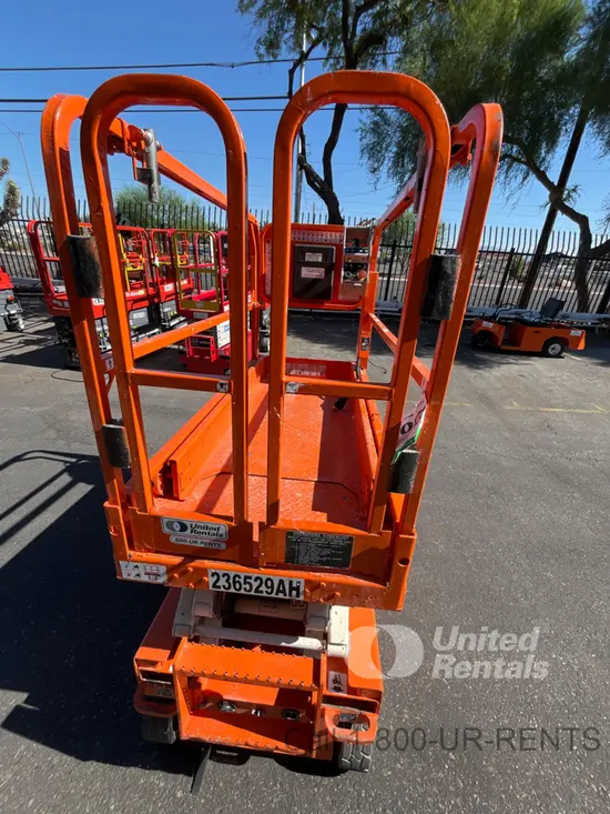 2019 Snorkel S3219E Scissor Lift