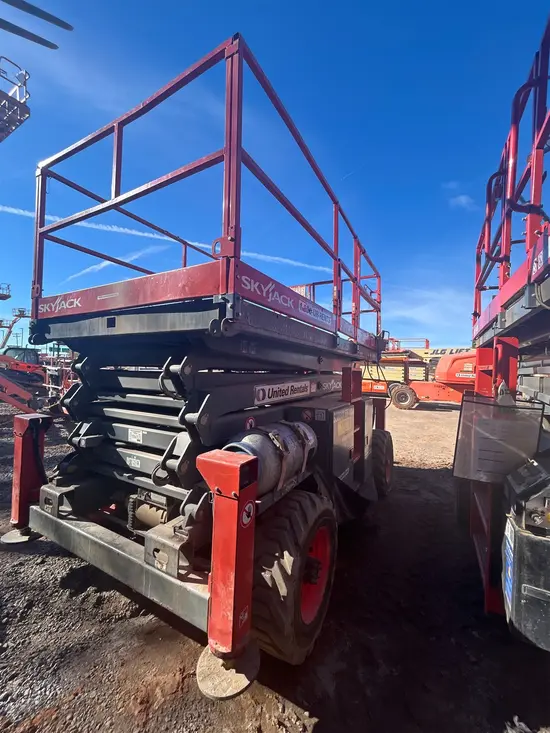 2017 Skyjack SJ8841RT Rough Terrain Scissor Lift