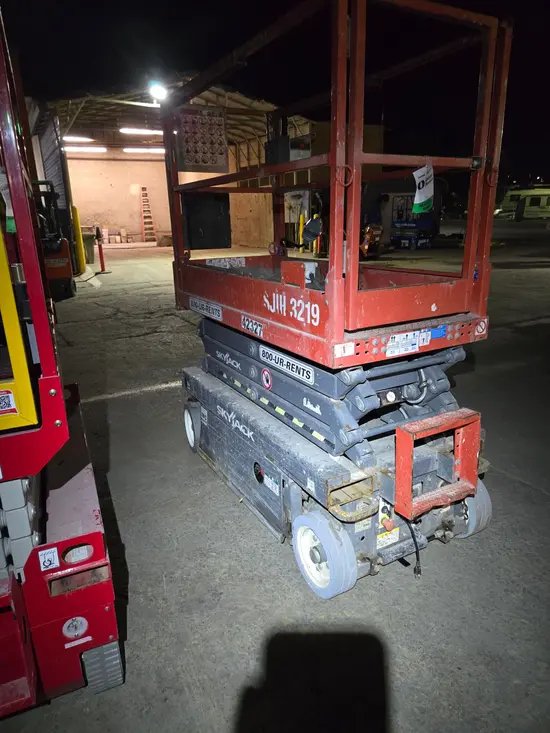 2017 Skyjack SJIII3219 Scissor Lift