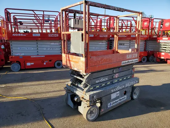 2016 Skyjack SJIII3219 Scissor Lift