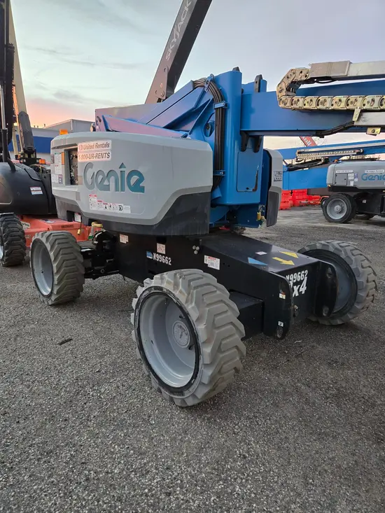 2017 Genie Z-60/37FE Articulating Boom Lift