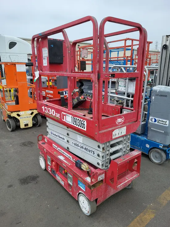 2019 MEC 1330SE Scissor Lift