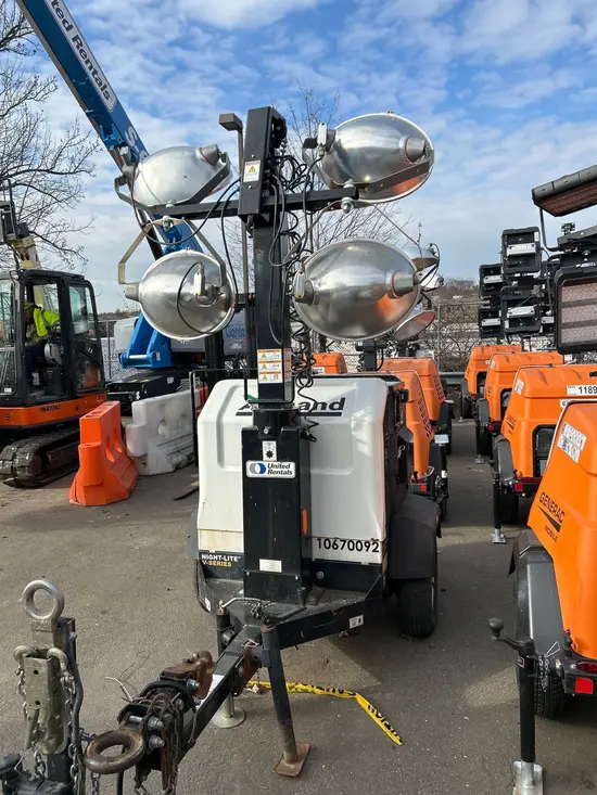 2017 Allmand NIGHT-LITE PRO Portable Light Tower