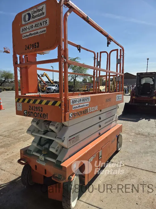 2020 Snorkel S3226E Scissor Lift