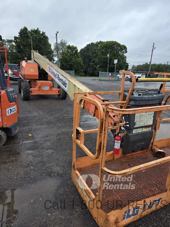 2018 JLG 800S Boom Lift