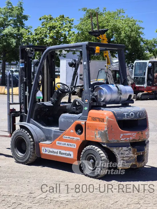 2019 Toyota 8FGU25 Warehouse Forklift