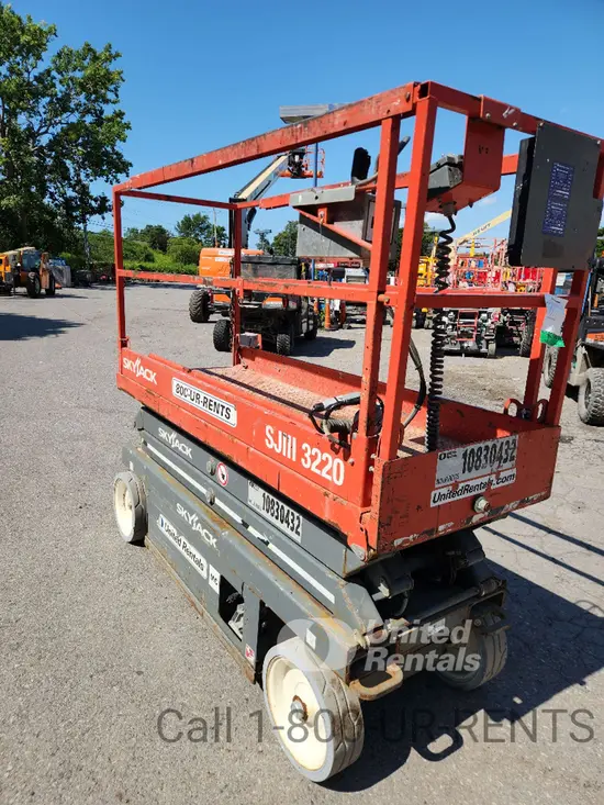 2018 Skyjack SJIII3220 Scissor Lift