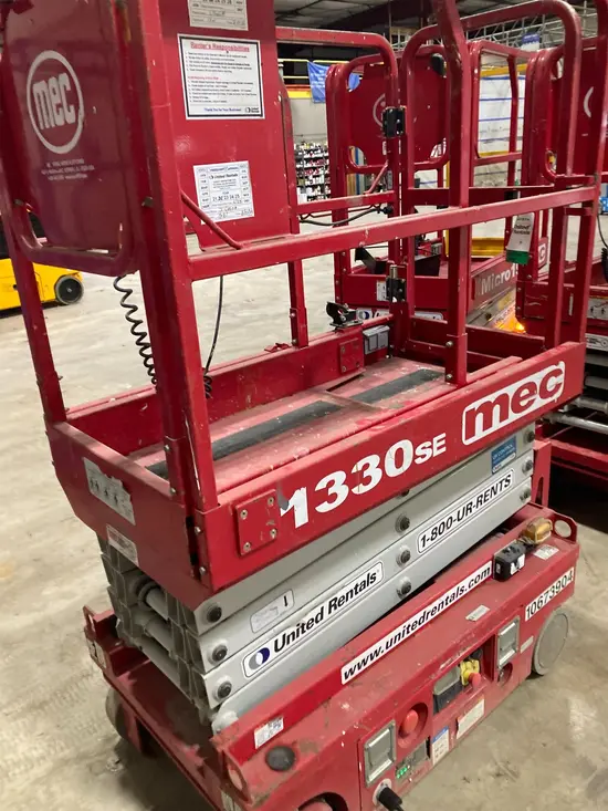 2017 MEC 1330SE Scissor Lift